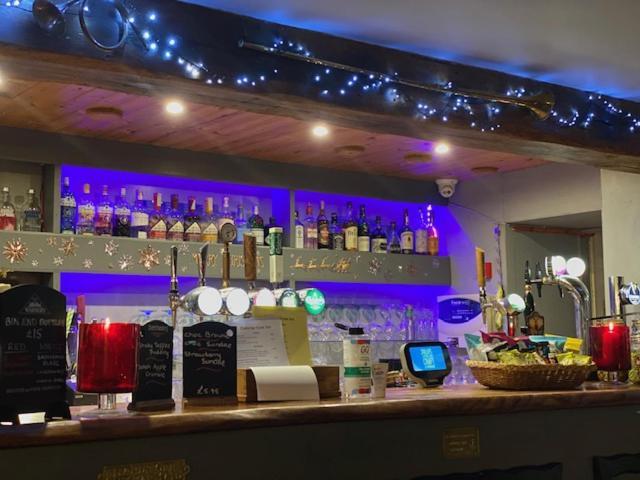 The Thelbridge Cross Inn Crediton Kültér fotó